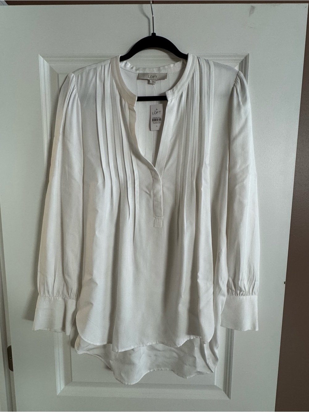 LOFT White Pintuck Split-Neck Long Sleeve Blouse
